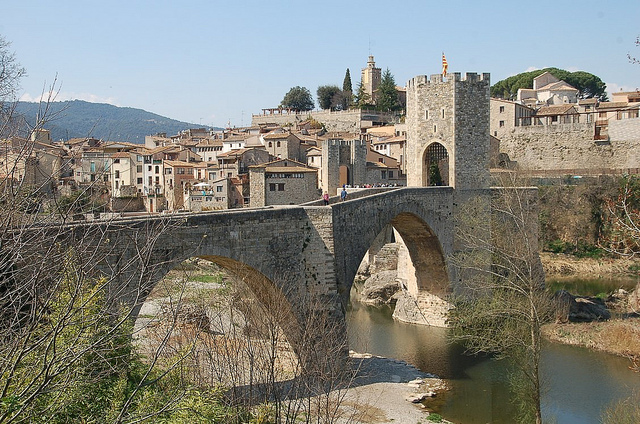 besalu garrotxa